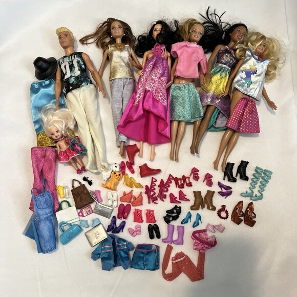 Barbie & Accessories Lot 1990s-2000s Clothes, Shoes, Animals, Purses, Barbie Bag - Picture 1 of 13